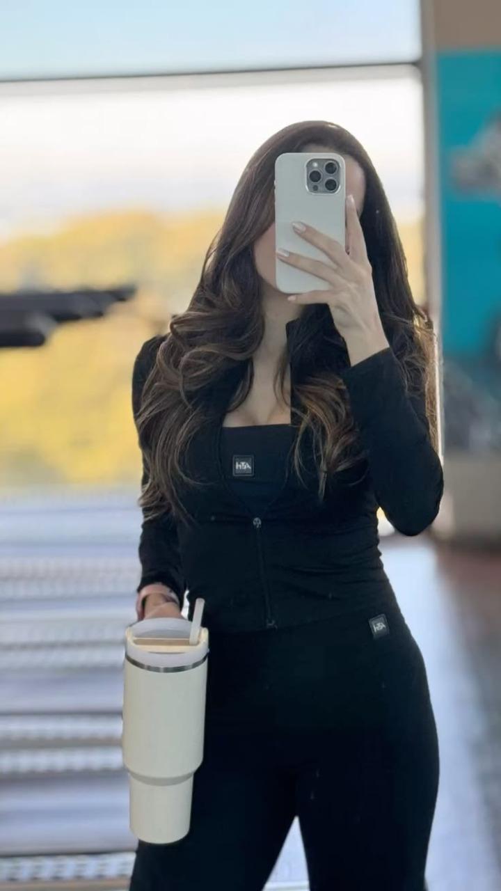 Amanda F.